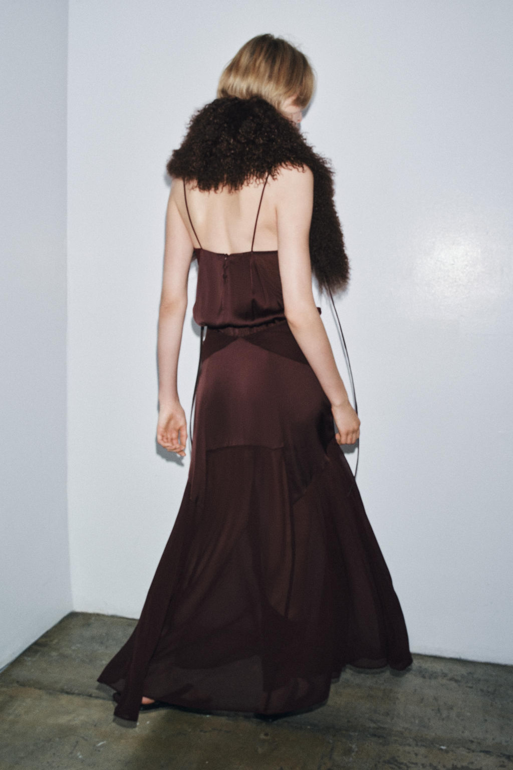 LEATHER AND SHEEPSKIN NECK PIECE - Zara фото 3