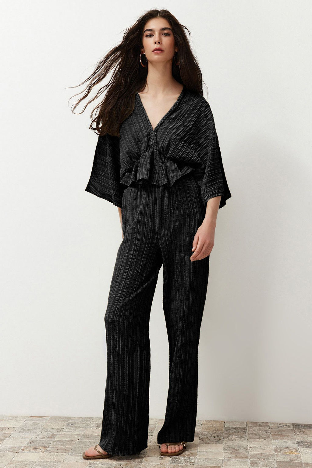 Siyah Beli Lastikli Dokulu Kumas Dokuma Pantolon TWOSS24PL00142