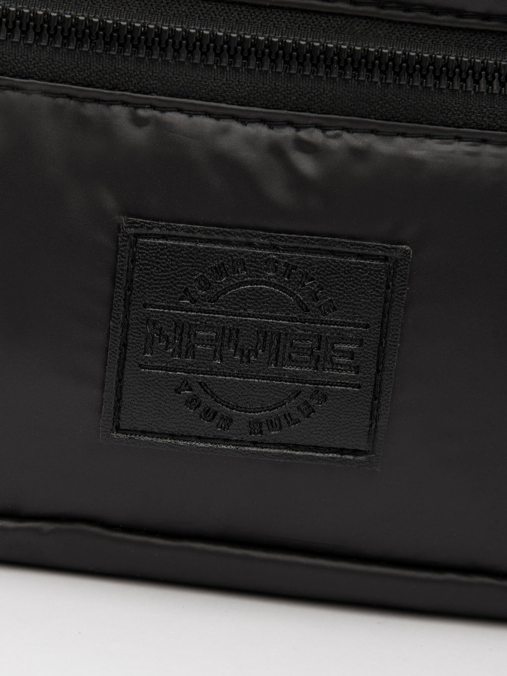 V60 502 01 Сумка женская