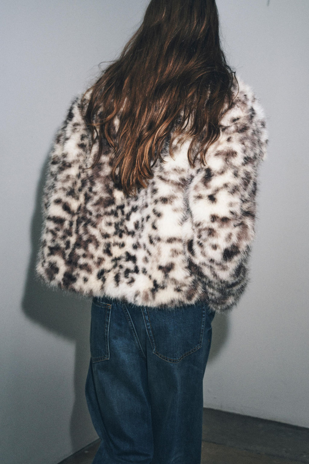 ANIMAL PRINT FAUX FUR JACKET ZW COLLECTION - Zara фото 3