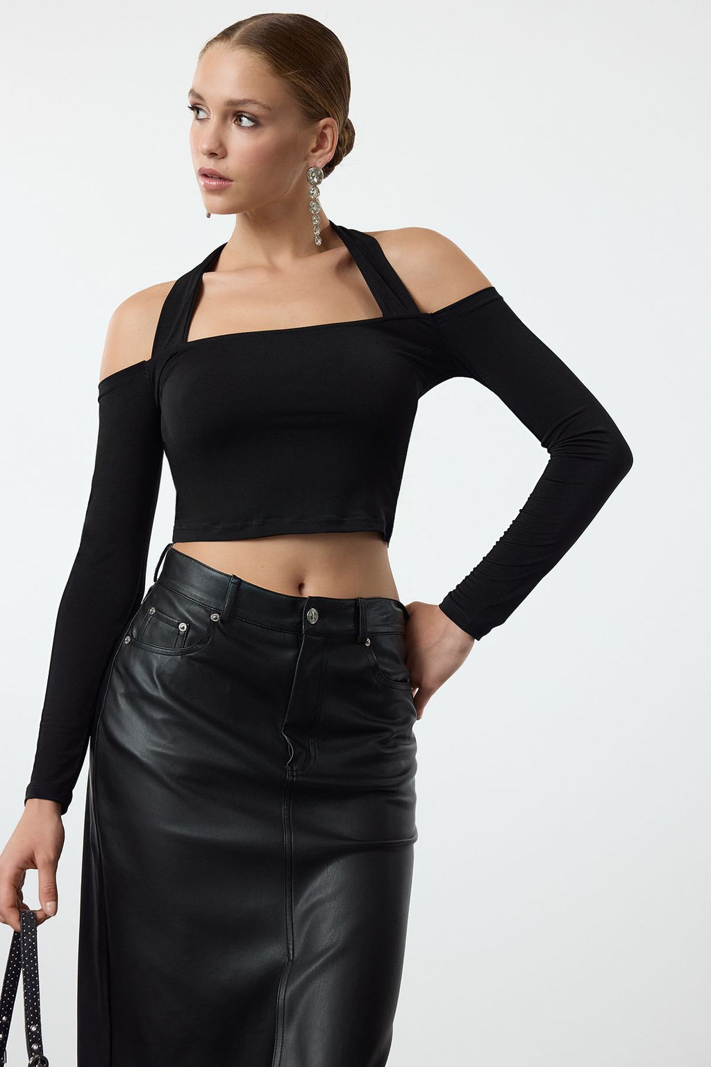 Trendyolmilla Siyah Kare Yaka Crop Orme Bluz TPRAW25BZ00015