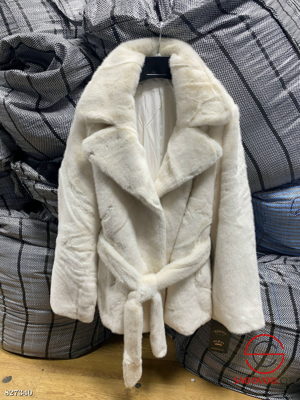 Шуба женская из искусственного меха