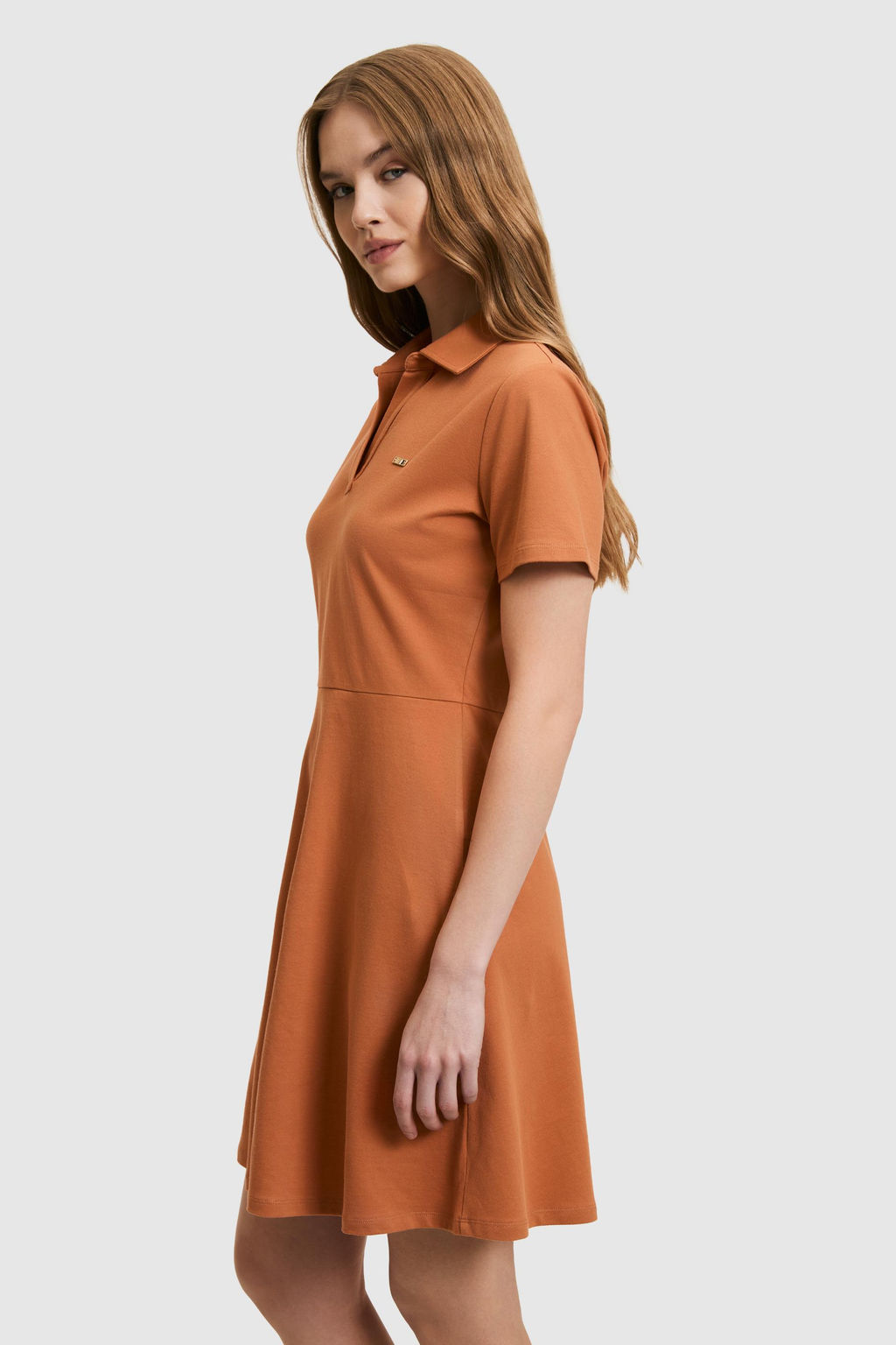 Kad_n G_l Kurusu Polo Yaka _rme Elbise