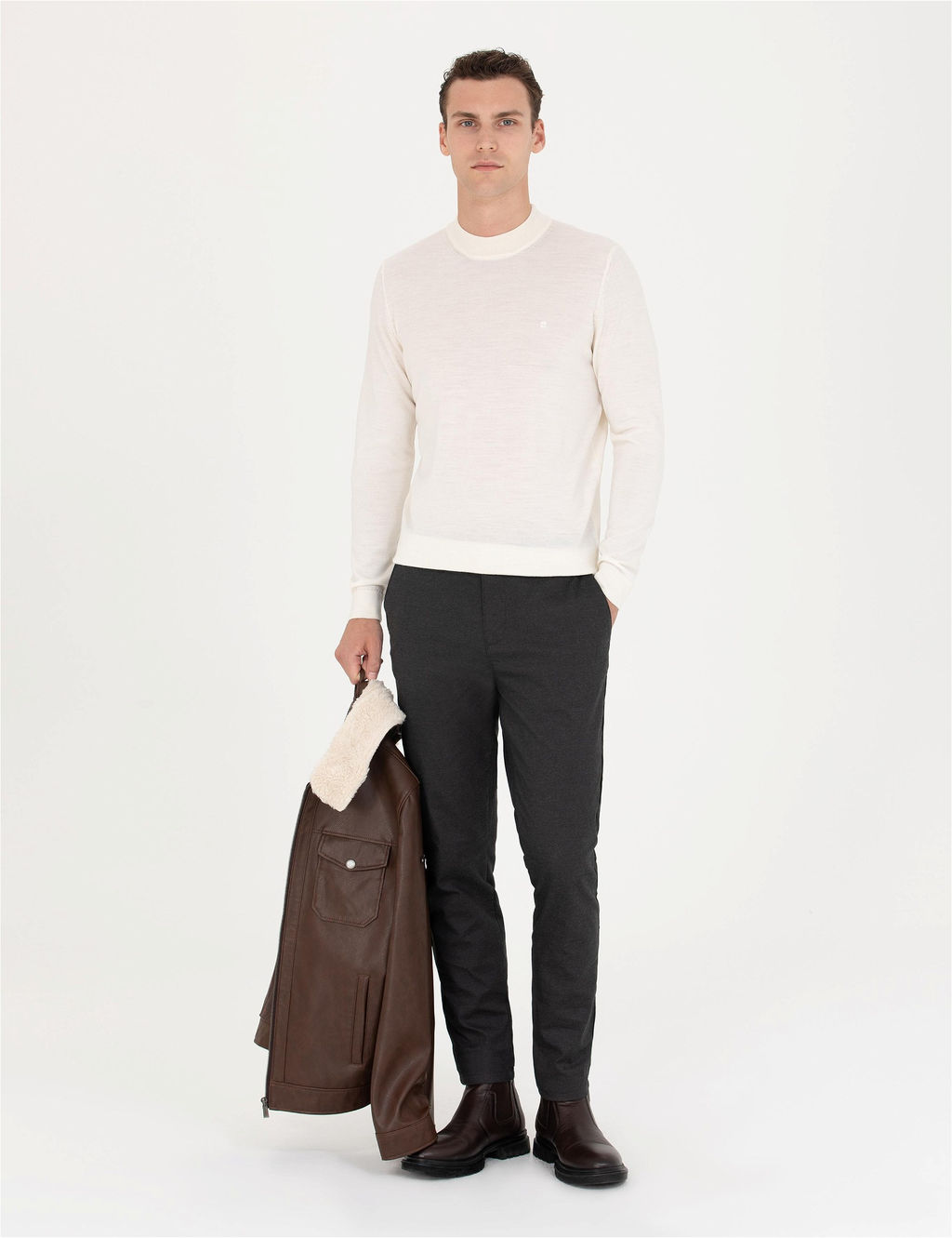 Ekru Regular Fit Bato Yaka Y_n Kar___ml_ Basic Triko Kazak
