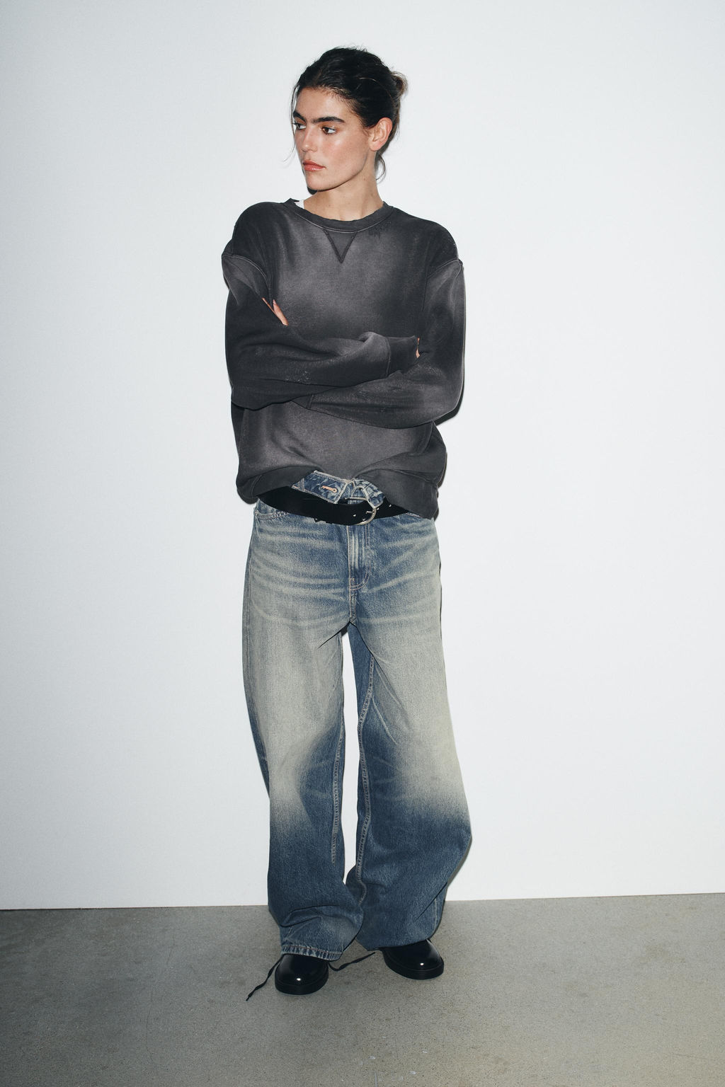 FADED-EFFECT RIPPED SWEATSHIRT