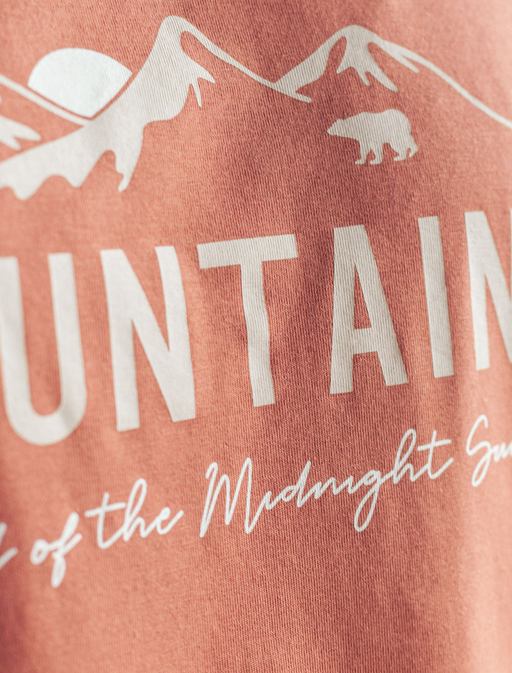 Футболка из премиального хлопка с авторским принтом - Vilatte фото 2