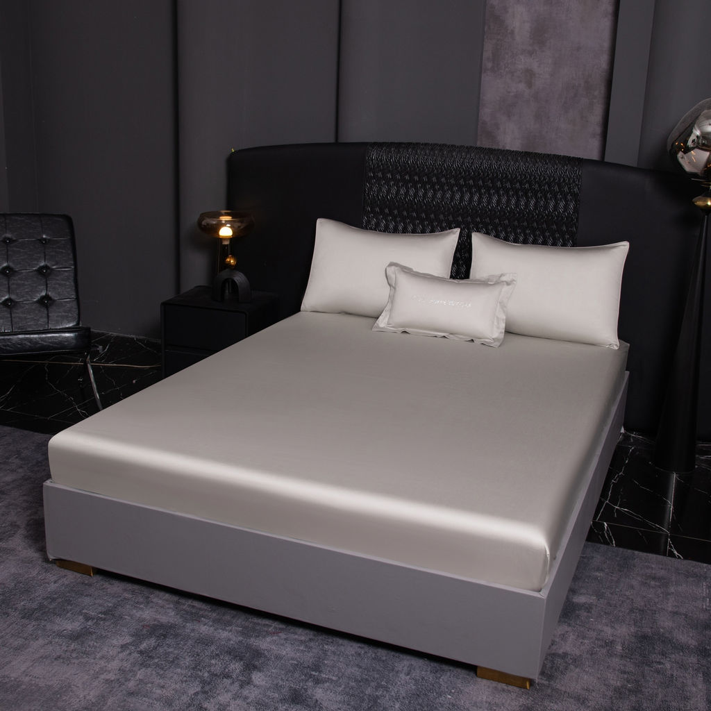 Комплект постельного белья Однотонный Сатин Премиум на резинке OCPR006 180*200*30;160*200*30;140*200*30 2 спальный 4 Наволочки