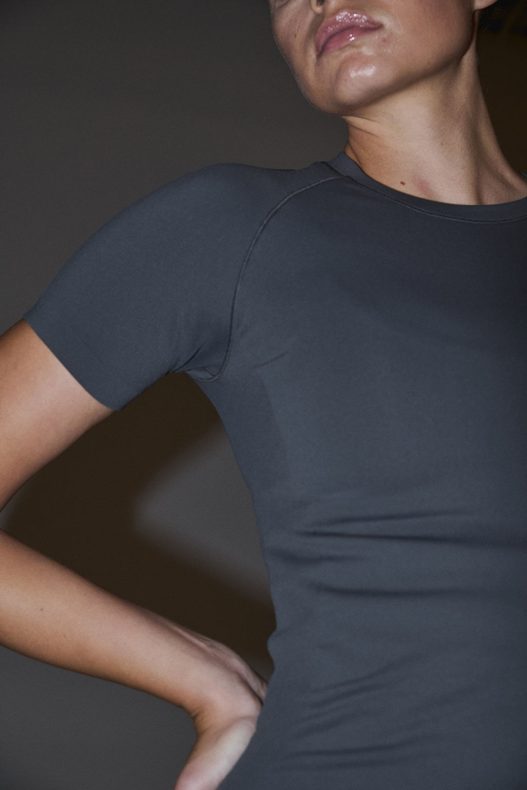 Camiseta de deporte Seamless Slim Fit con DryMove - H&m фото 4