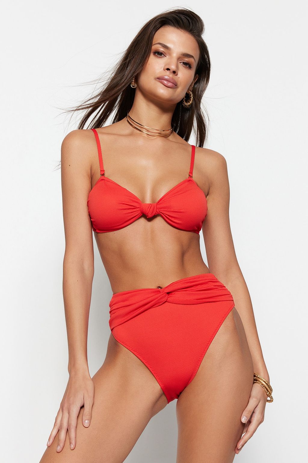 K?rm?z? Dugumlu Dokulu Yuksek Bel Normal Paca Bikini Alt? TBESS23BA00172