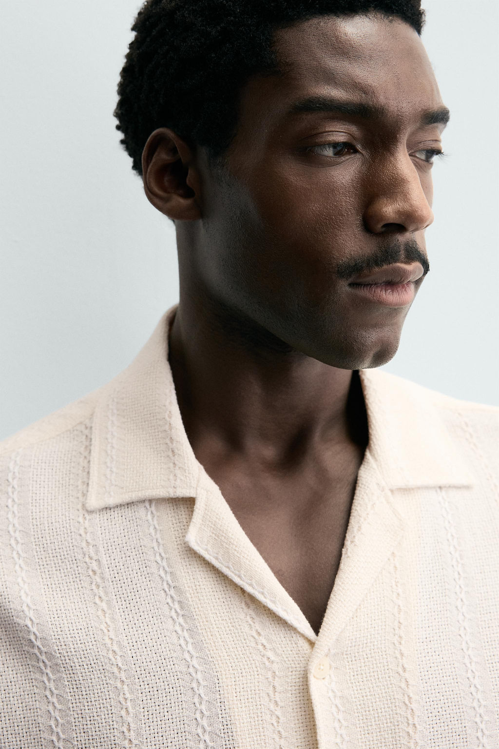 CAMISA JACQUARD GEOM?TRICO / Crudo