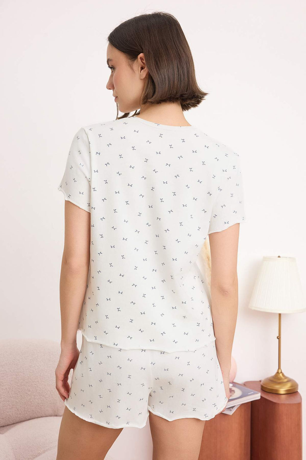 Beyaz Kurdele Bask?l? Pamuklu Likral? Yumusak Tuse Orme Pijama Tak?m? THMSS26PT00127