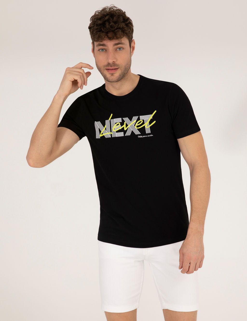 Siyah Slim Fit Bask_l_ Bisiklet Yaka Ti__rt