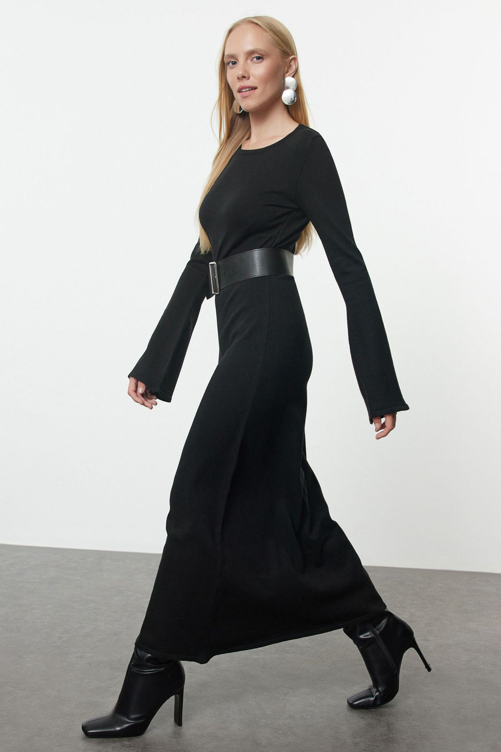 TRENDYOLMILLA Vizon Midi Triko Kemerli Elbise TWOAW25EL00034  фото 2