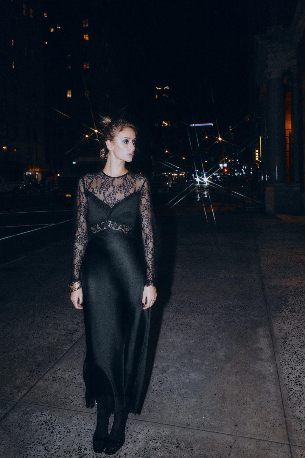 LONG DRESS WITH COMBINED LACE