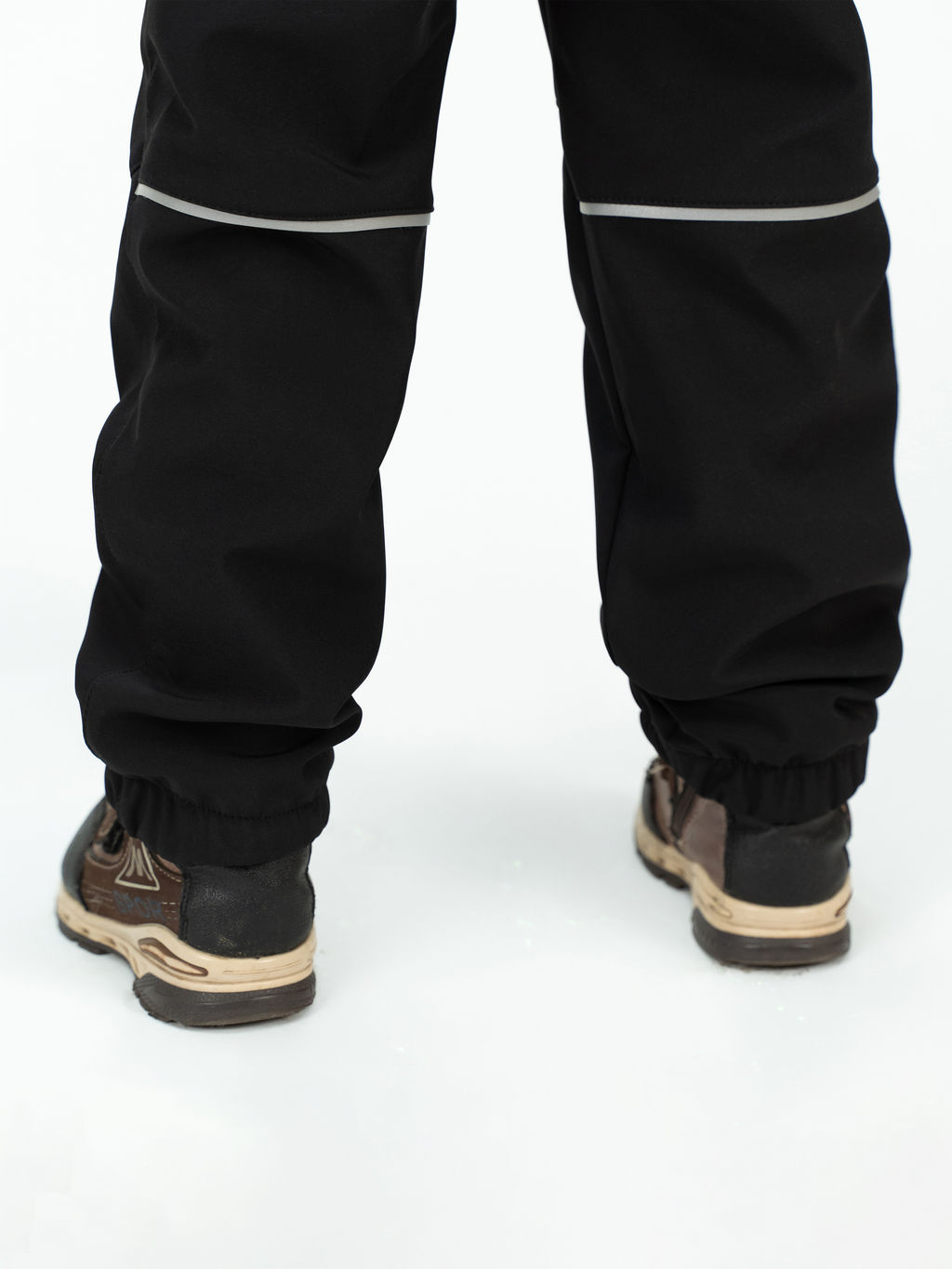 Брюки демисезонные черные