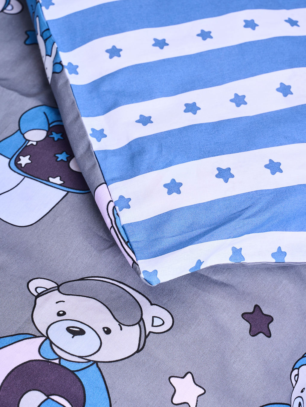 Постельное белье детское поплин с простыней на резинке - Мишки, цвет синий 145*112; 80*160*20; 40*60