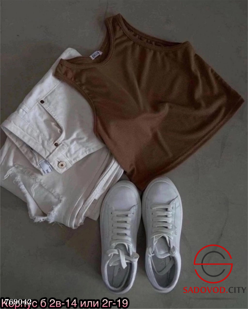 Женская базовая майка-топ