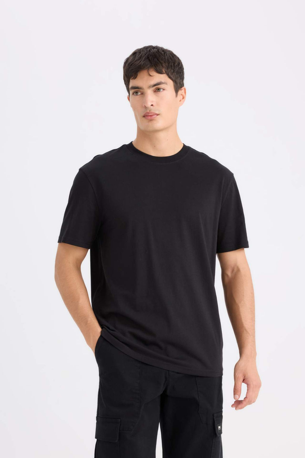 New Regular Fit Bisiklet Yaka Basic Duz K?sa Kollu Tisort - Defacto фото 17