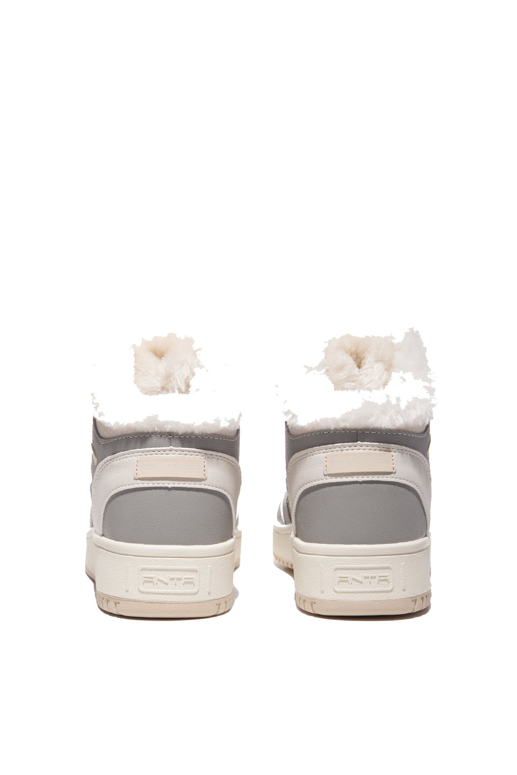 Кроссовки повседневные утепленные Серый