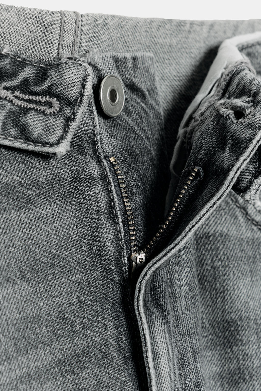 JEANS WITH FOLDED WAISTBAND TRF MID-WAIST - Zara фото 8