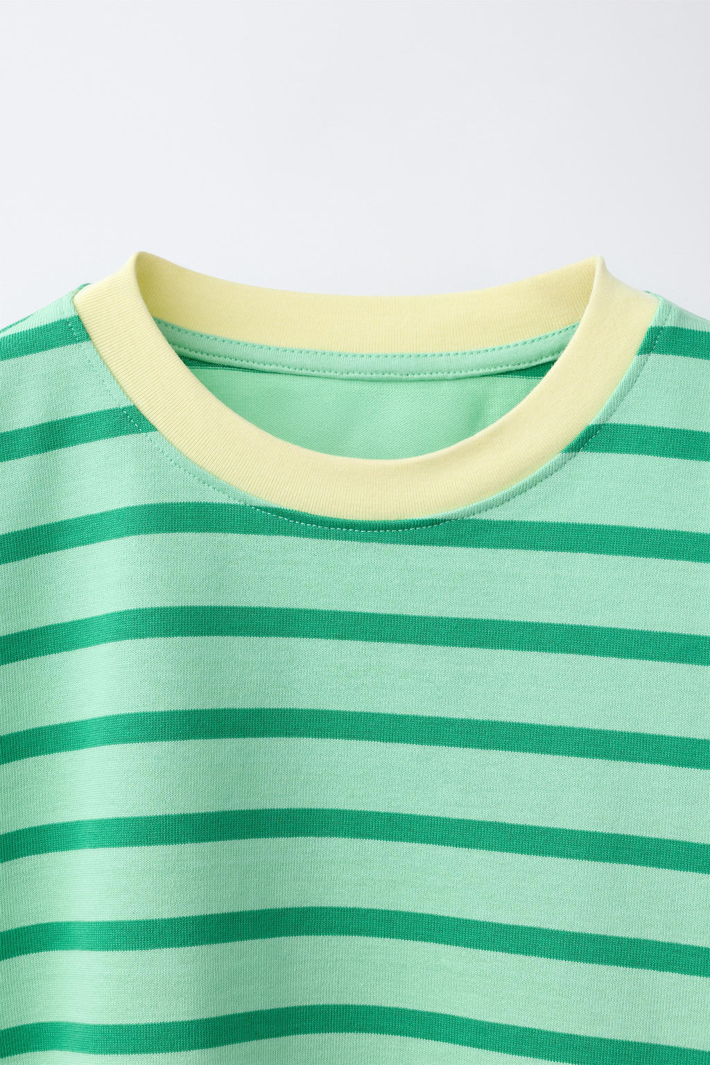CAMISETA HEAVY WEIGHT RAYAS / verde lavado - Zara фото 3