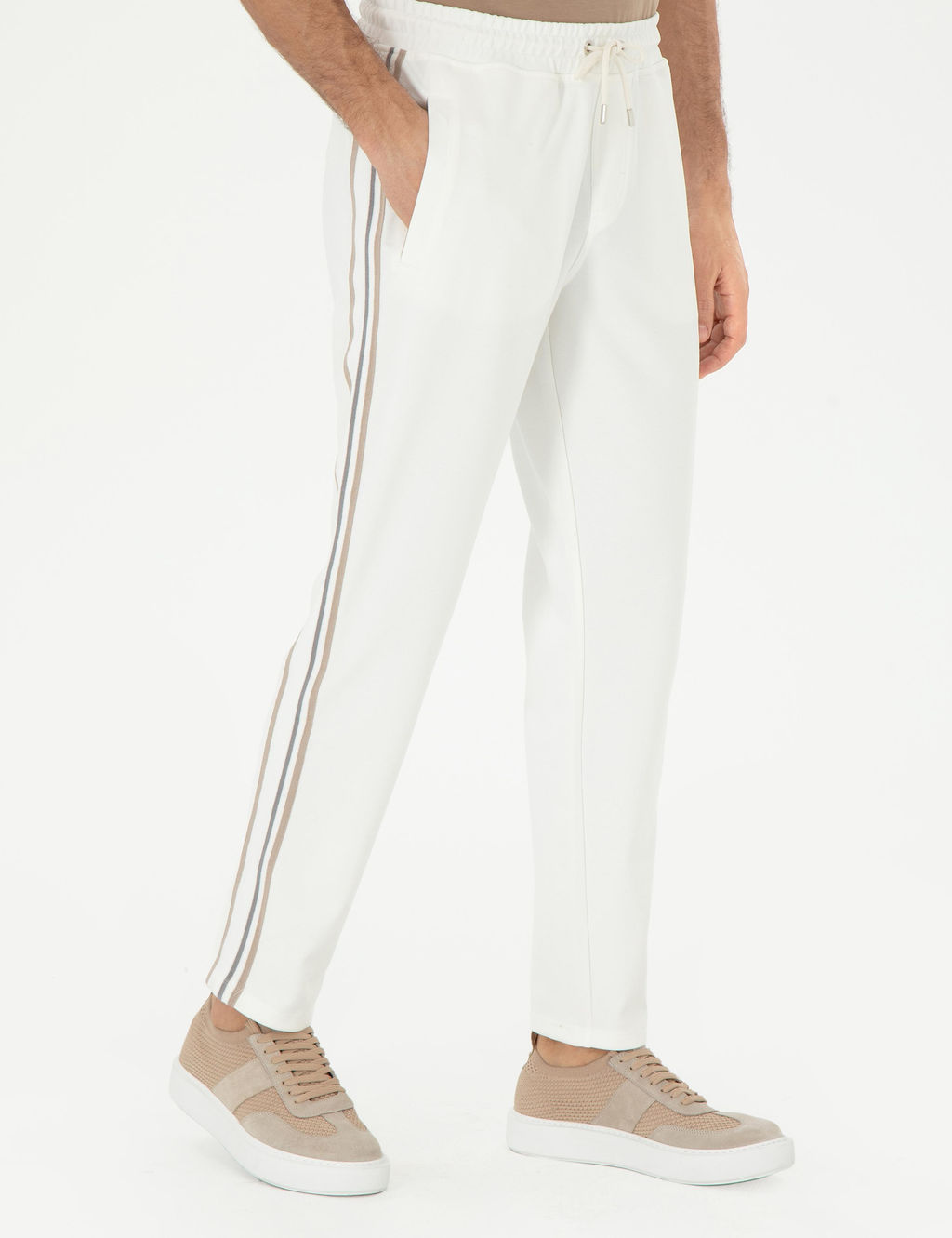 Ekru Regular Fit D_z Pa_a E_ofman Alt_