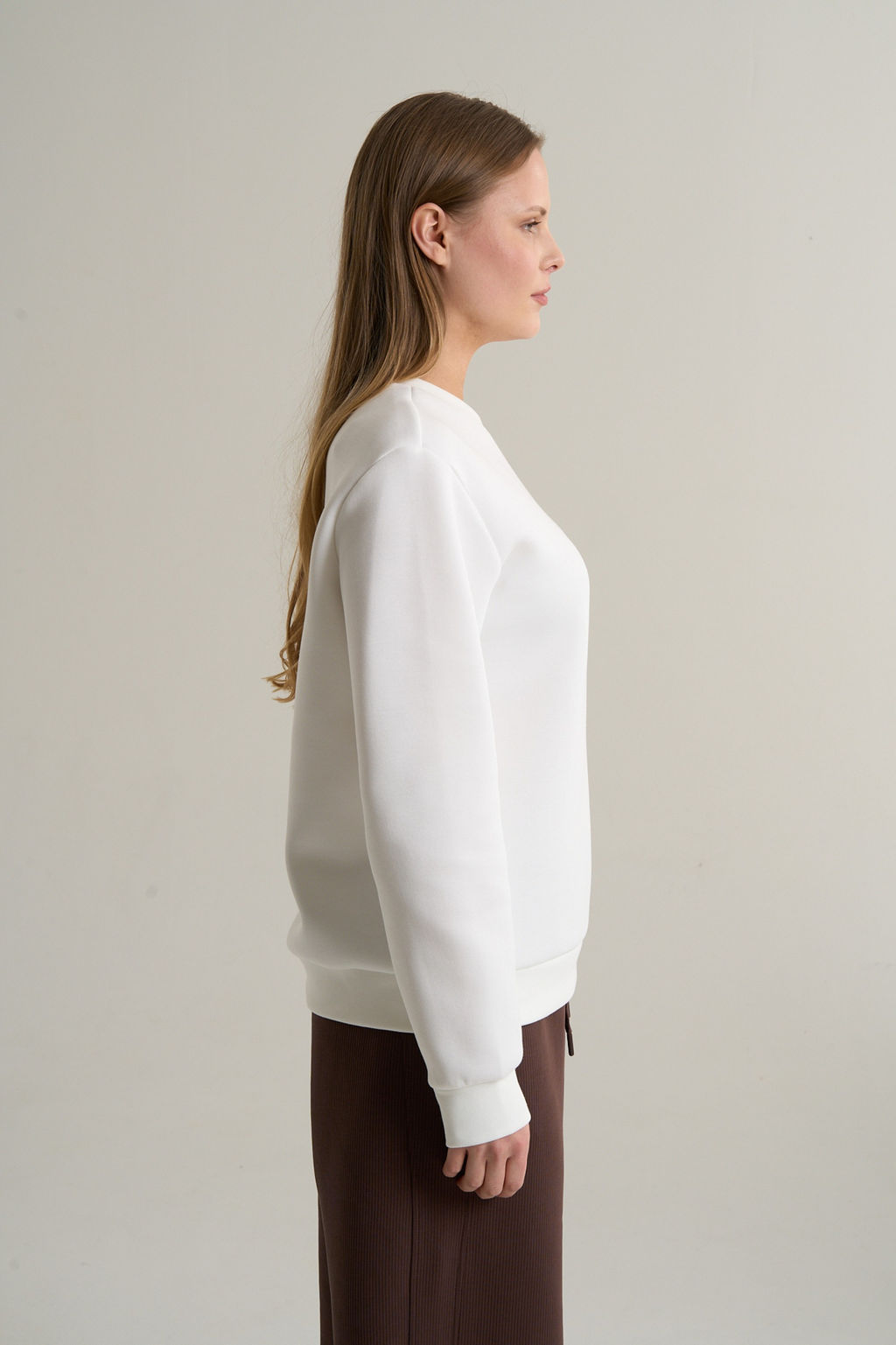 Свитшот Белый TRN ESSENTIAL Sweatshirt