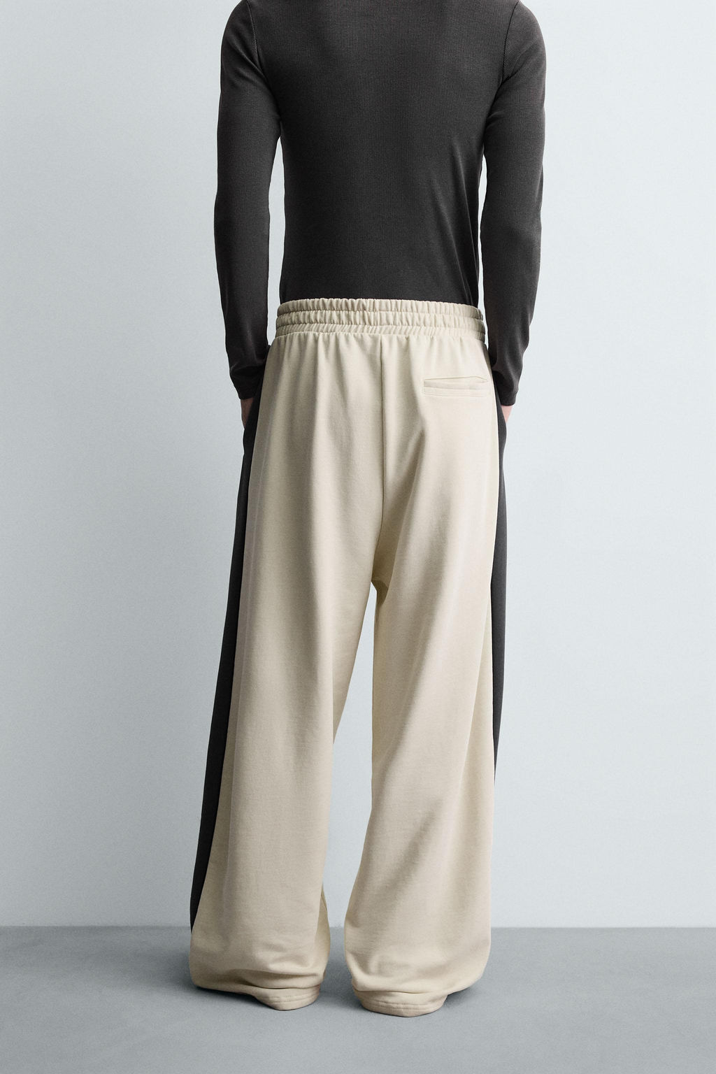 WIDE-LEG JOGGER TROUSERS WITH SIDE TAPING - Zara фото 3