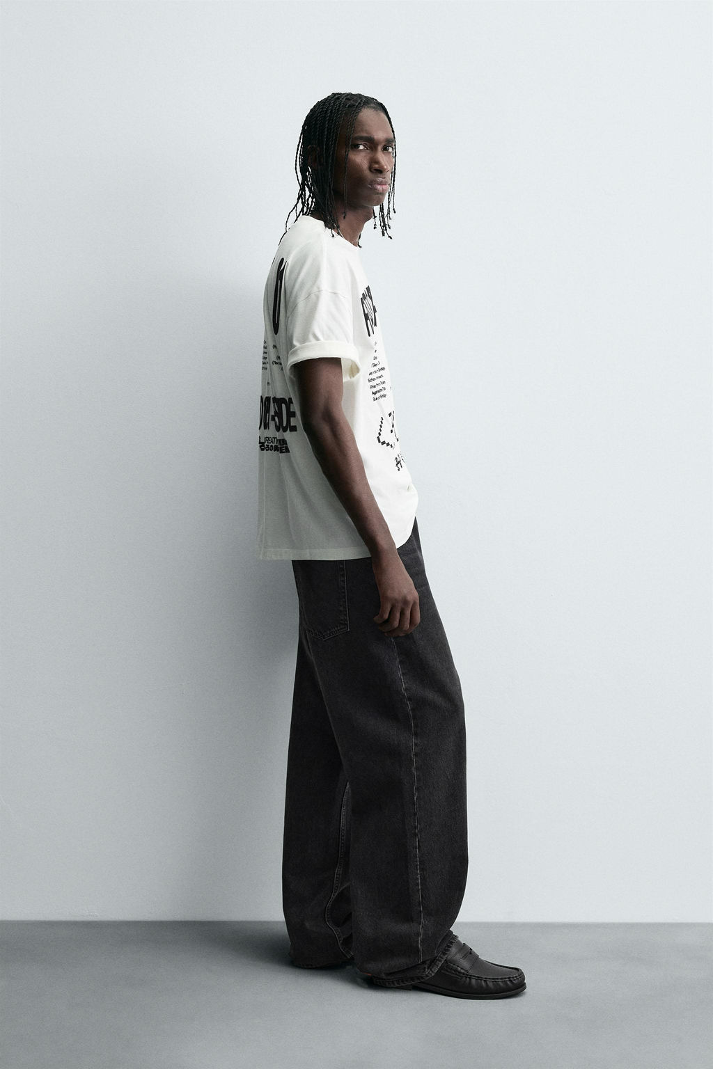 T-SHIRT WITH GRAPHIC TEXT - Zara фото 4