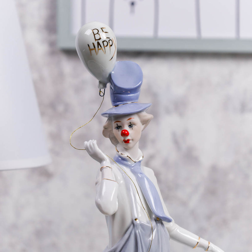 Статуэтка Клоун 28 см с шариком / HP116 /уп 24/ - Галеонтрейд фото 3