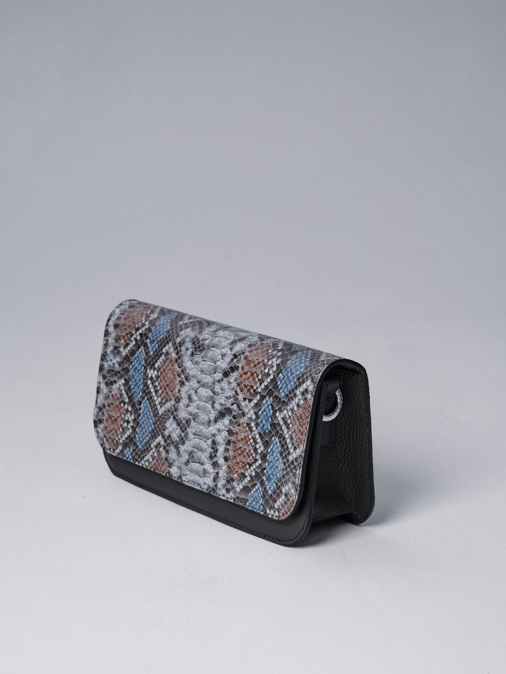 Сумка кожаная багет Deboro 30138 темный лес