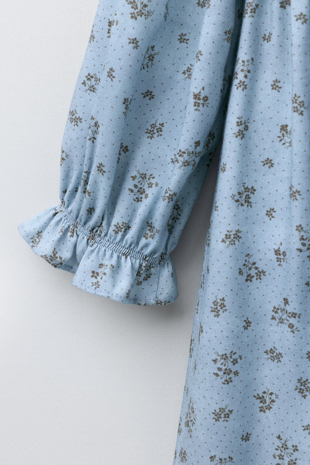 FLORAL SMOCKED DRESS - Zara фото 4