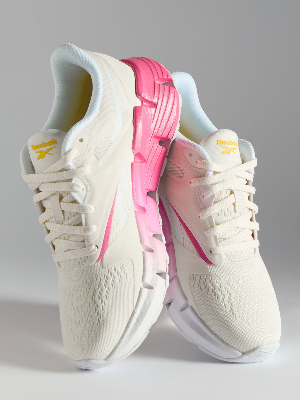 Женские кроссовки REEBOK ZIG DYNAMICA 5 Артикул 4271800, молочно-белый