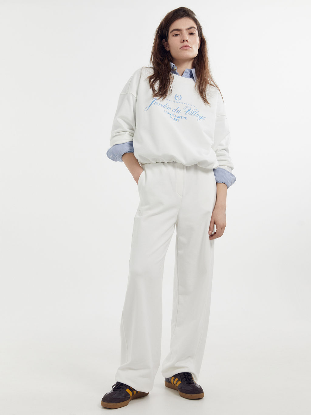 Брюки женские в белом цвете