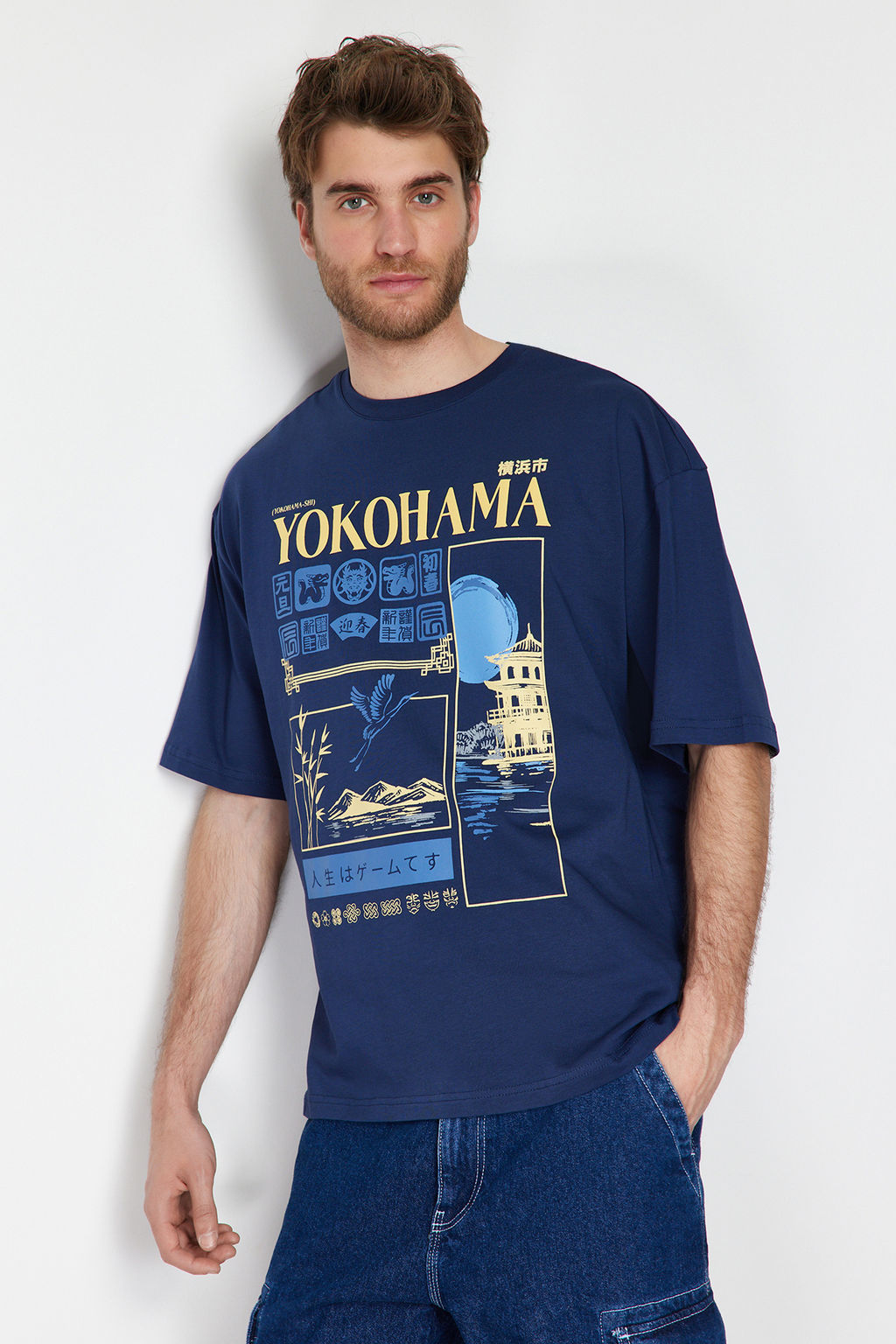 TRENDYOL MAN Tas Oversize/Genis Kesim Uzak Dogu Bask?l? %100 Pamuklu T-Shirt TMNSS24TS00035 - Trendyolmilla фото 3