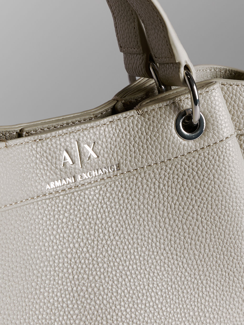 Женский тоут ARMANI EXCHANGE WAVE Артикул 4081520, серо-бежевый  фото 4