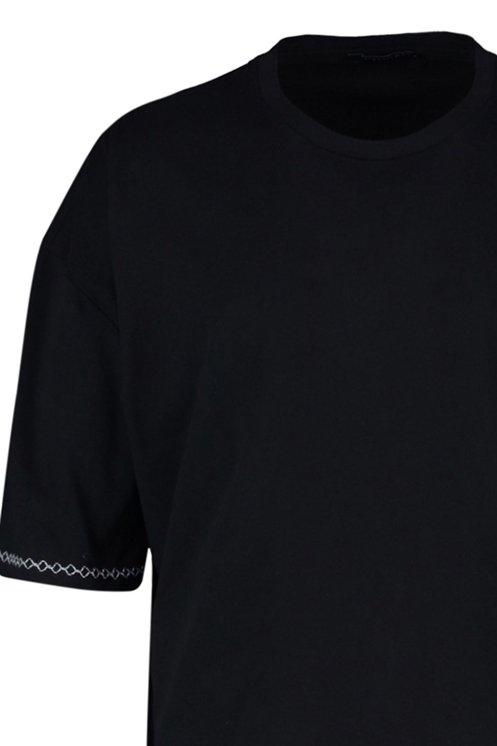 Siyah Oversize/Genis Kesim K?sa Kollu Islemeli %100 Pamuk T-Shirt TMNSS21TS1888