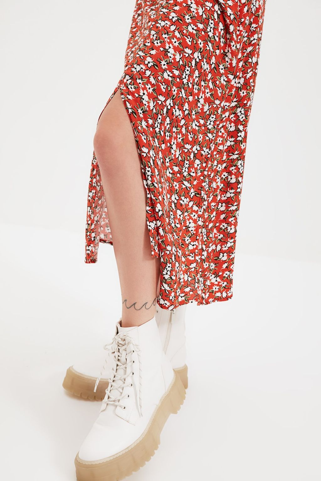 Kiremit Y?rtmac Detayl? Cicek Desenli Viskon Kumasl? Midi Boy Dokuma Etek TWOSS20ET0230