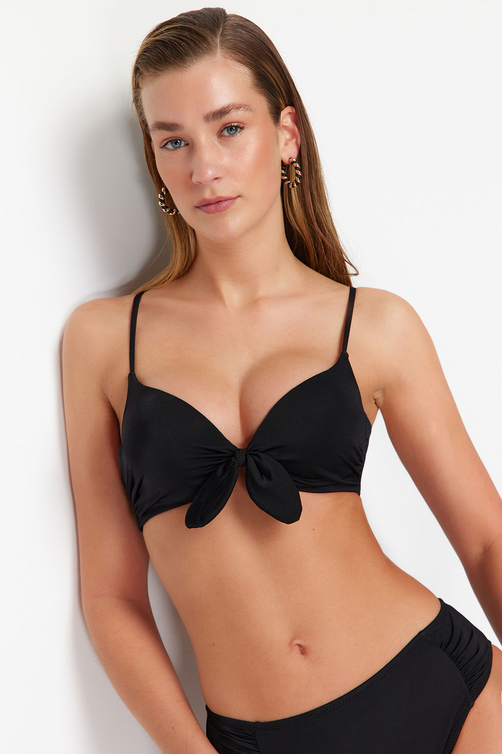 Siyah Balkonet Baglamal? Push Up Bikini Ustu TBESS24BU00161 - Trendyolmilla фото 3