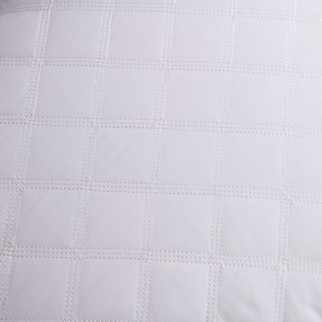 Подушка Nano Touch красный кант Z60 50-70 см - Ситрейд фото 4