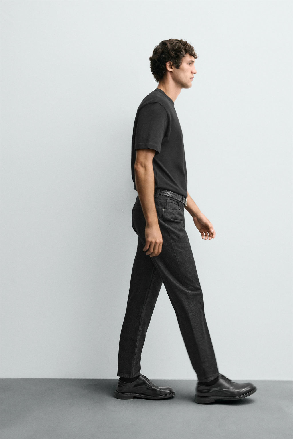 SLIM FIT JEANS