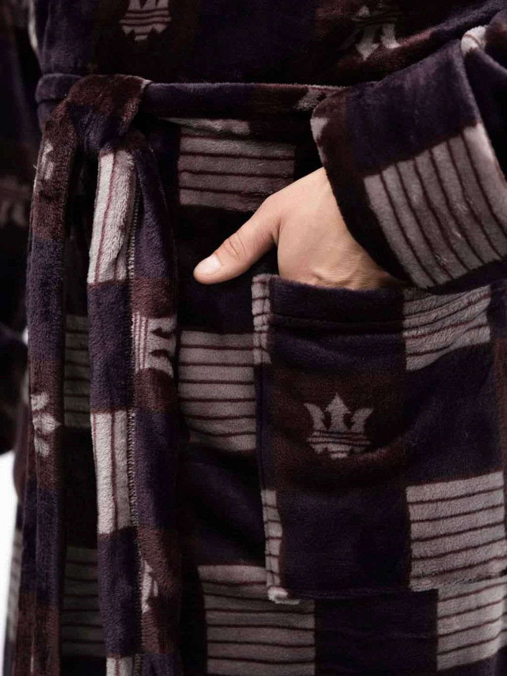 Халат мужской, цвет пурпурный