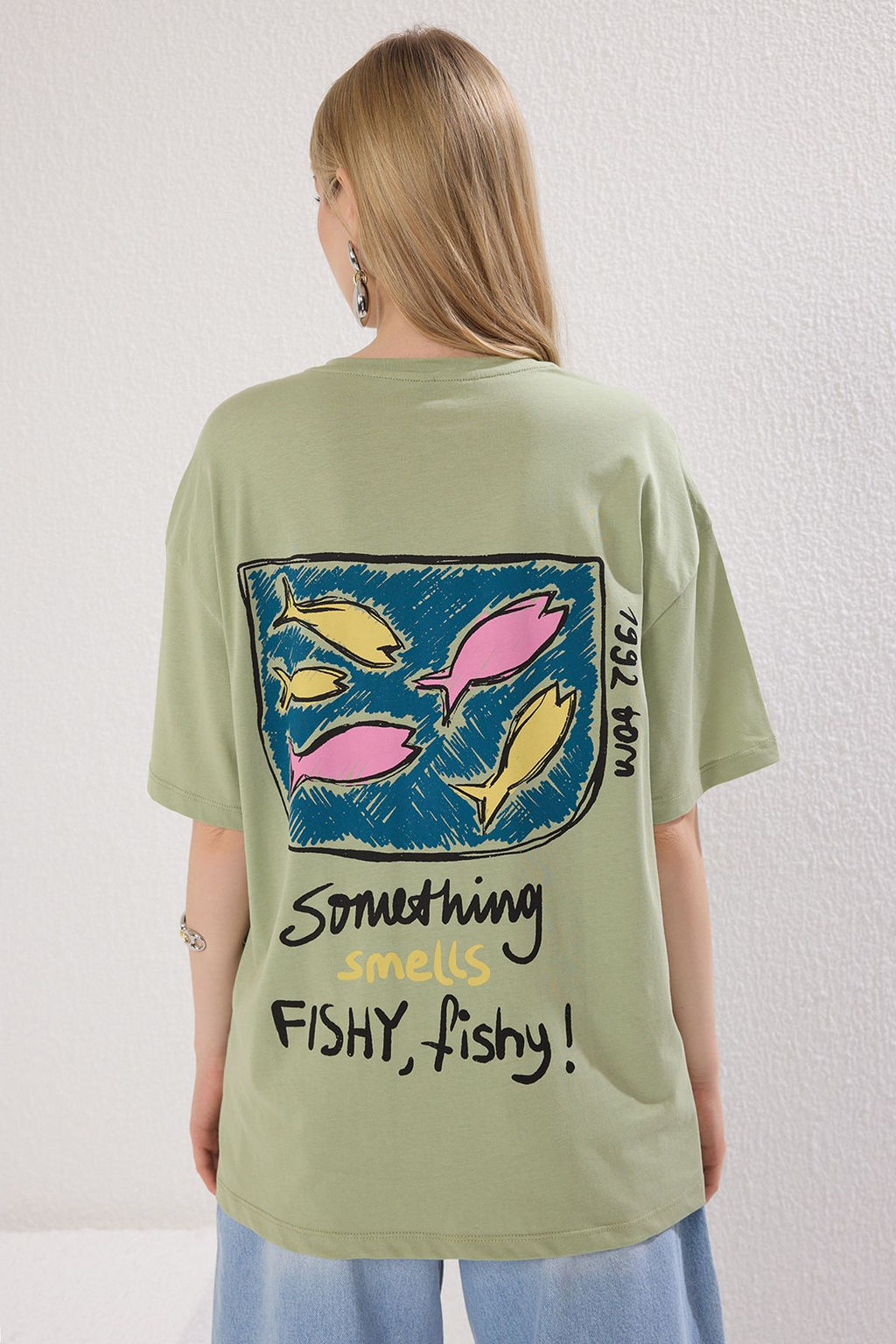 TRENDYOLMILLA Beyaz %100 Pamuk Bask?l? Oversize/Genis Kal?p Bisiklet Yaka Orme T-Shirt TWOSS23TS00329  фото 4