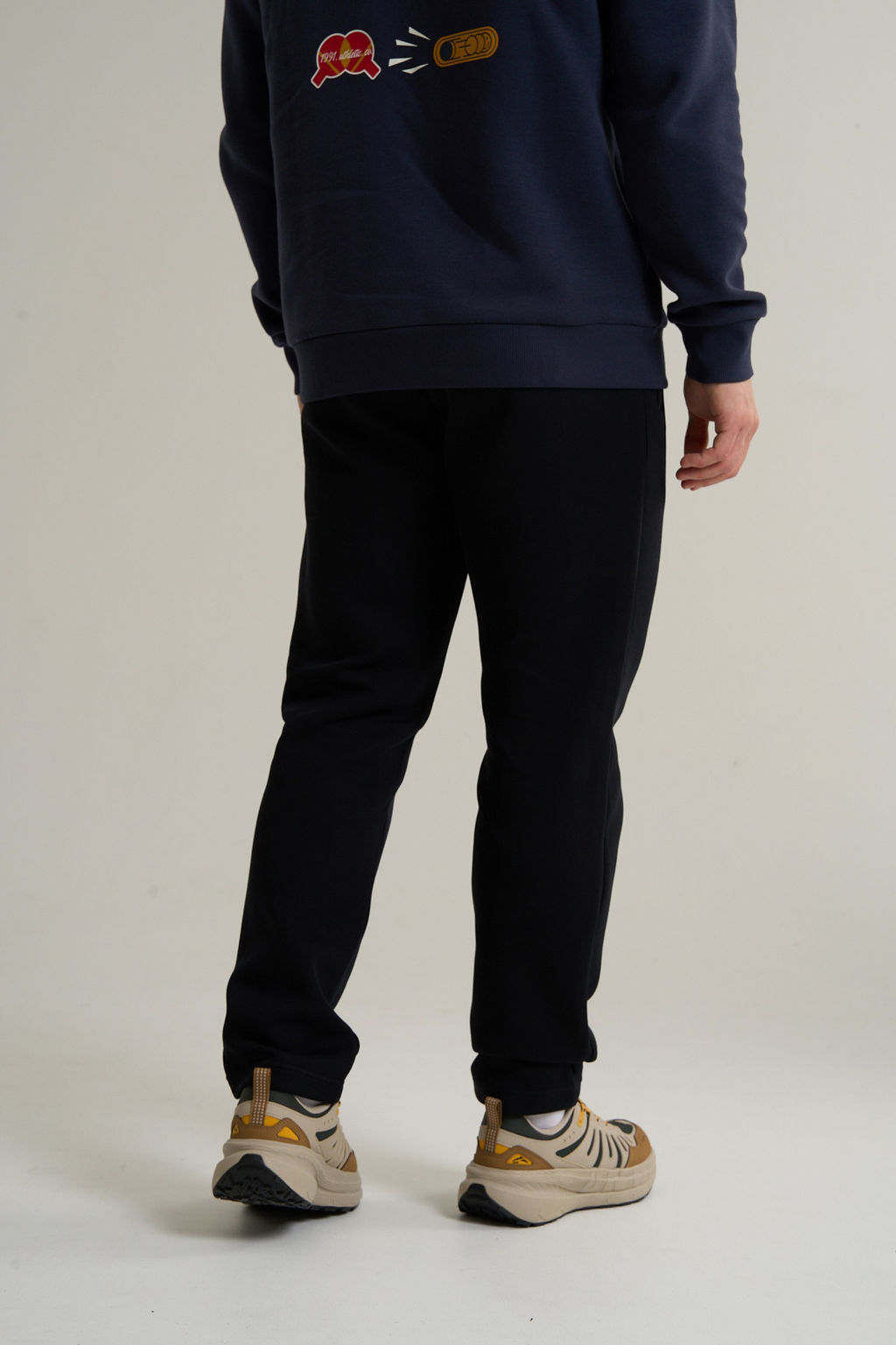 Брюки трикотажные Черный TRN ESSENTIAL Knit Track Pants - Anta фото 4