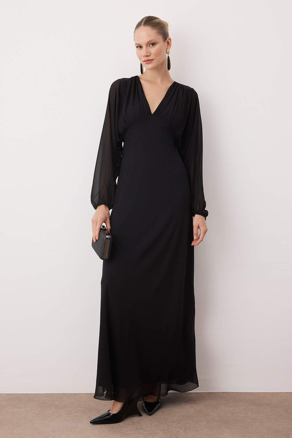 Siyah Sal Detayl? Dokuma Sifon S?k Maxi Abiye Gece Mezuniyet Elbisesi TPRAW26AE00011 - Trendyolmilla фото 5