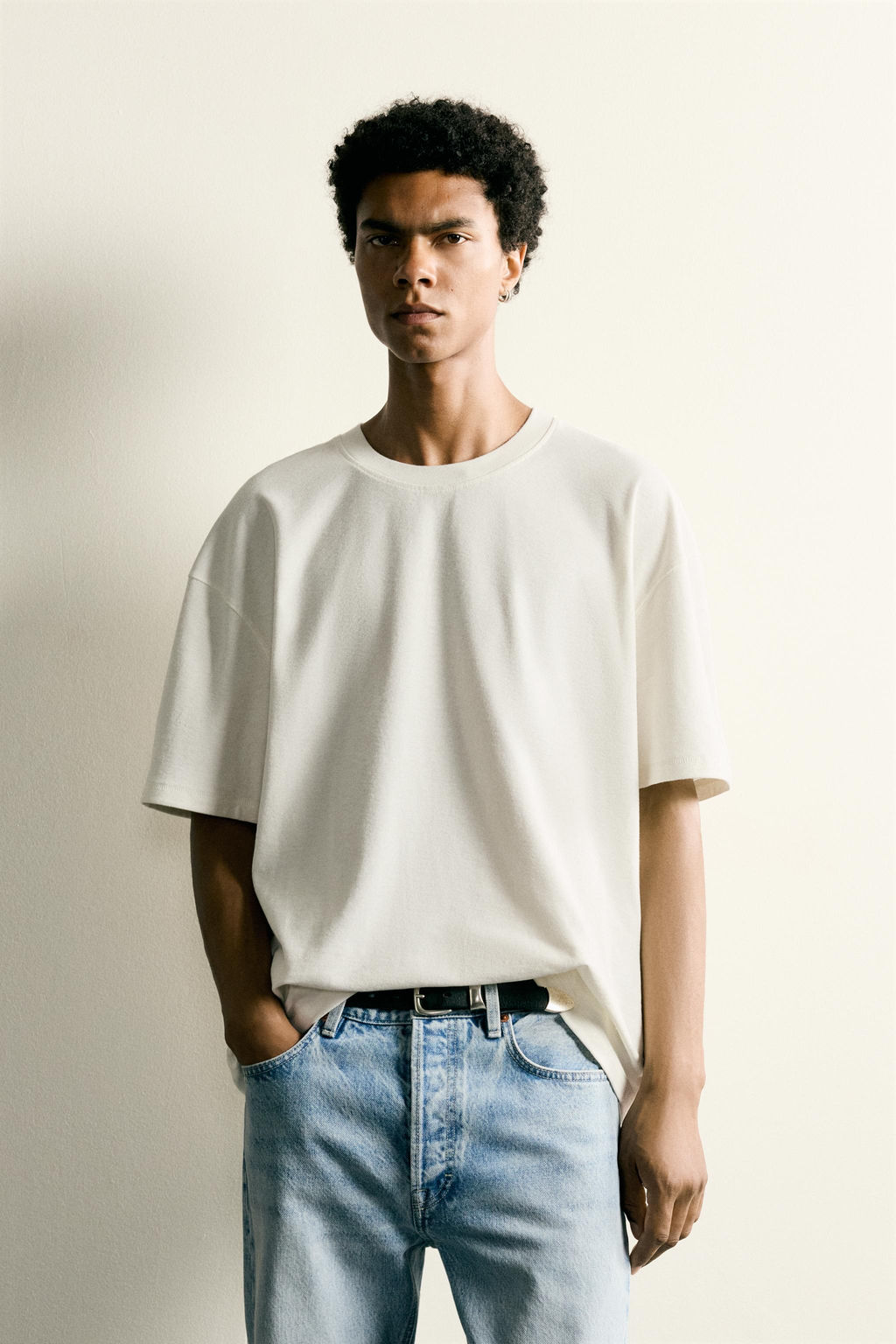 CAMISETA RELAXED FIT COSTURA / Blanco roto - Zara фото 2