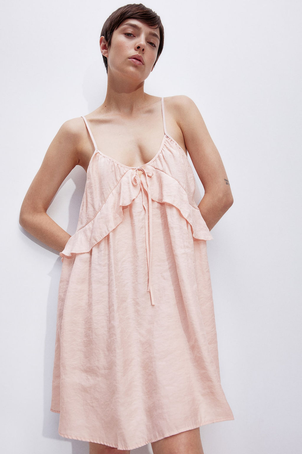 Vestido en mezcla de modal con ribetes de volante - H&m фото 2