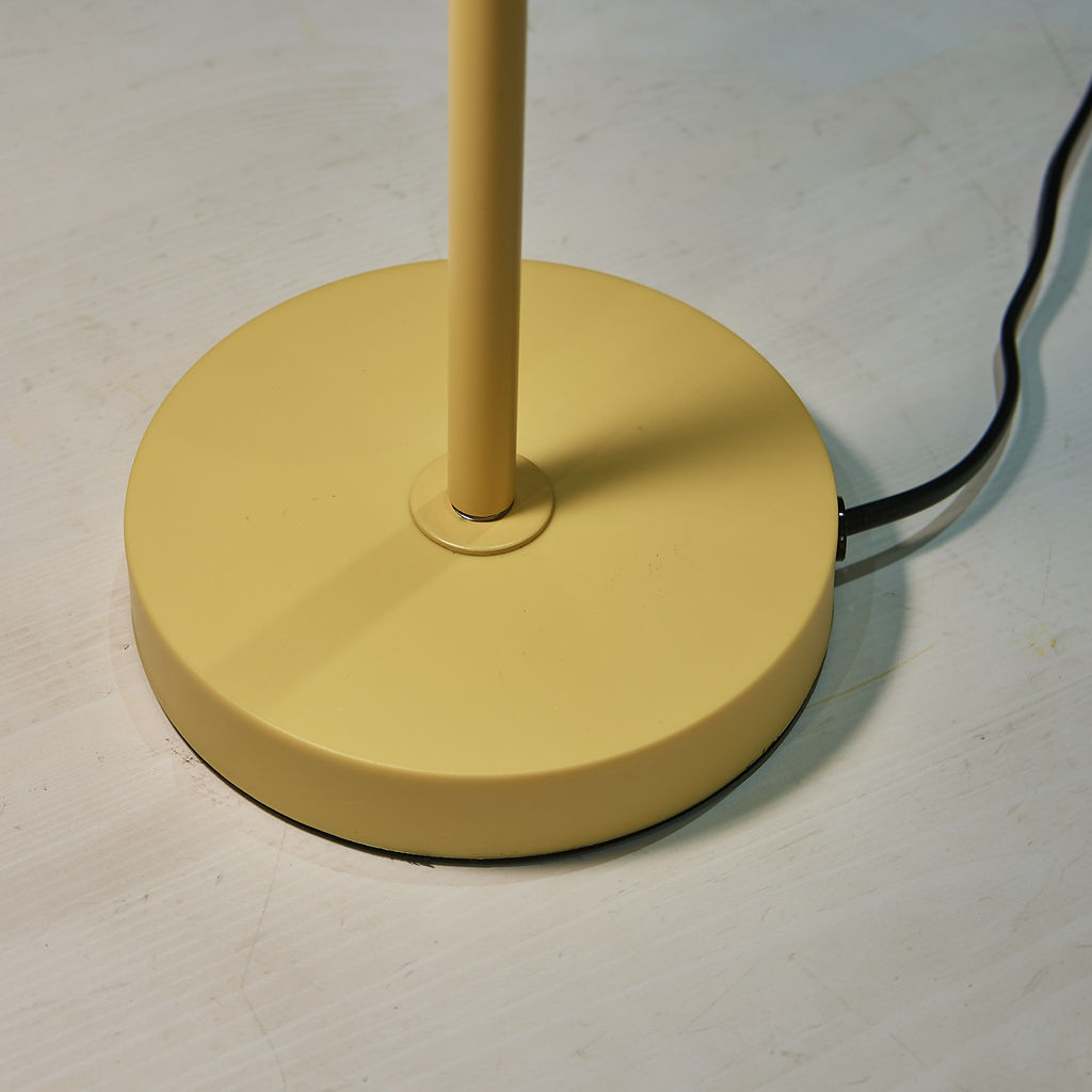 UML-B701 E27 YELLOW Светильник настольный, 60W. Цоколь Е27. Механический выключатель. Желтый. ТМ Uniel