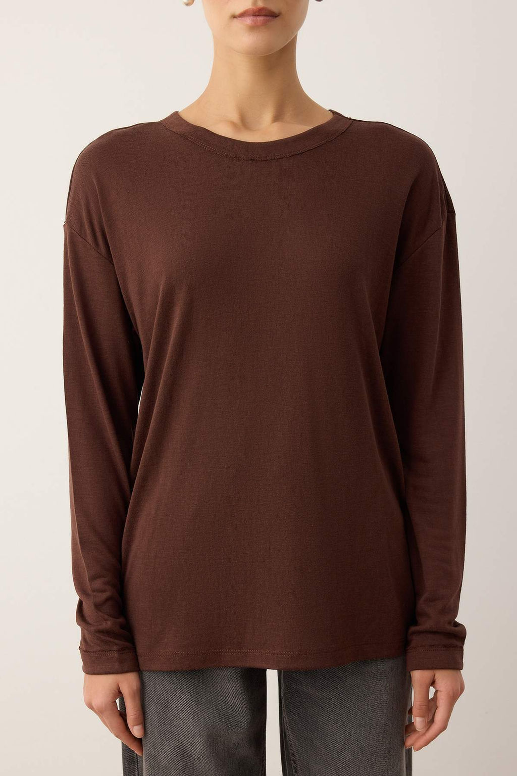 Wardrobe Essentials Kahverengi Bisiklet Yaka Relaxed/Rahat Kal?p Orme T-shirt | TWOAW26TS00010 - Trendyolmilla фото 3