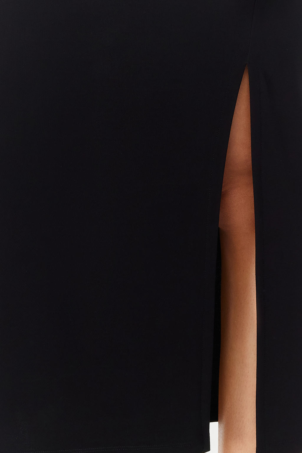 Siyah Vucuda Oturan Degaje Yaka Orme S?k Abiye Elbise TPRSS24EL00015 - Trendyolmilla фото 6